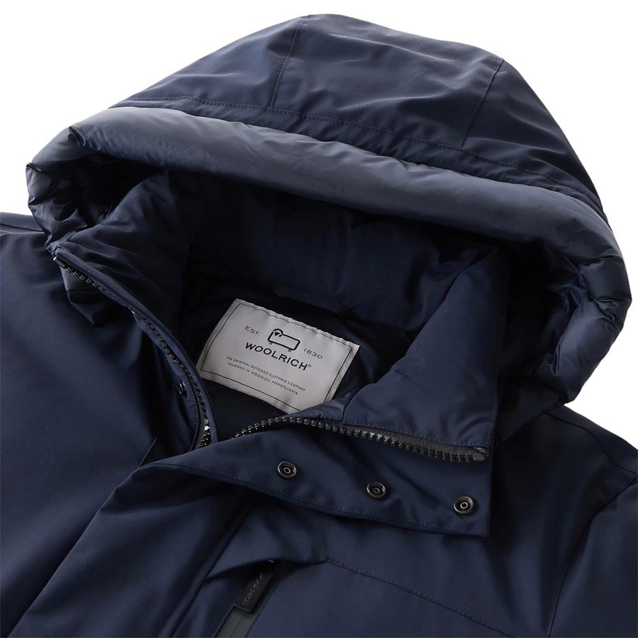 Mountain Parka in nylon elasticizzato Woolrich | CFWOOU08033989